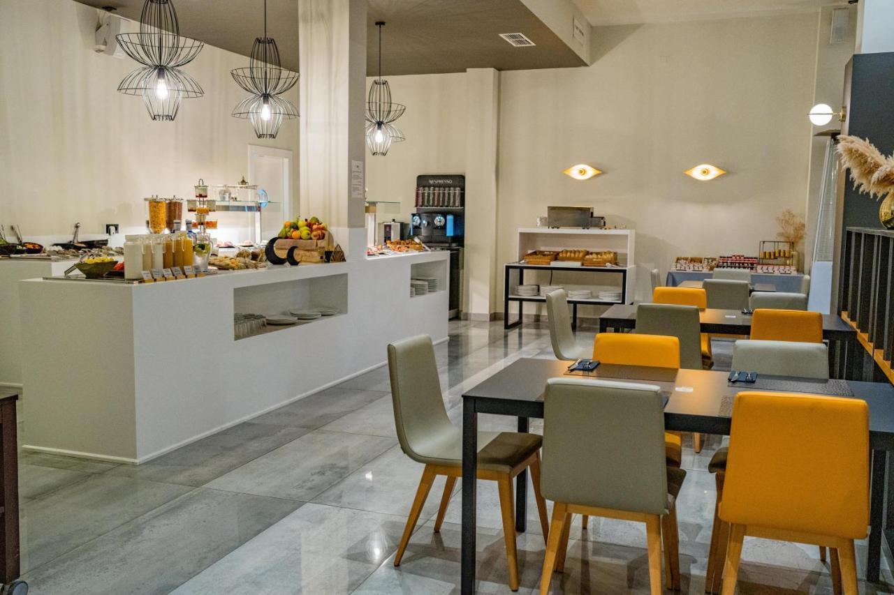 Moon Hotel & Spa. اغوادولس المظهر الخارجي الصورة