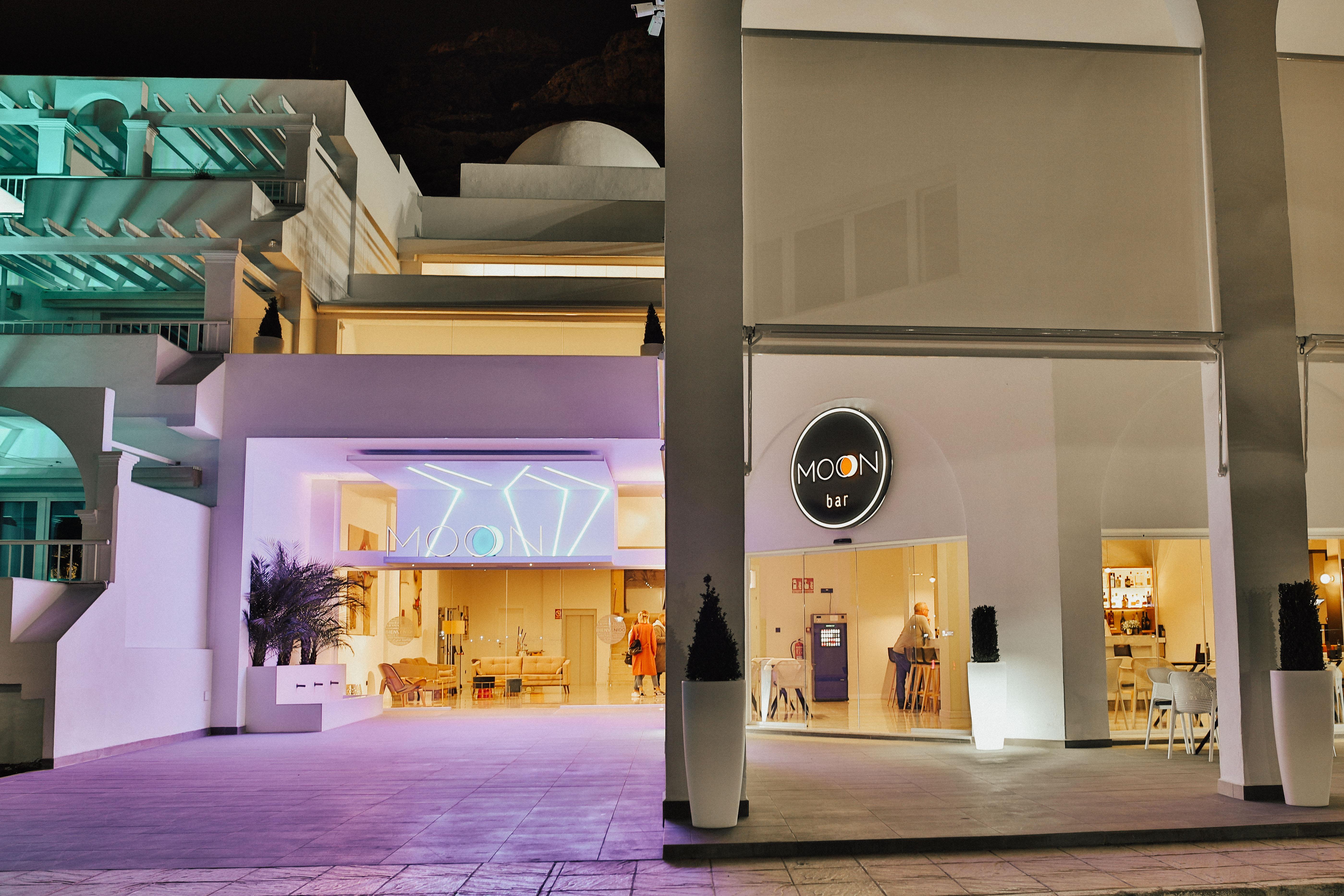 Moon Hotel & Spa. اغوادولس المظهر الخارجي الصورة