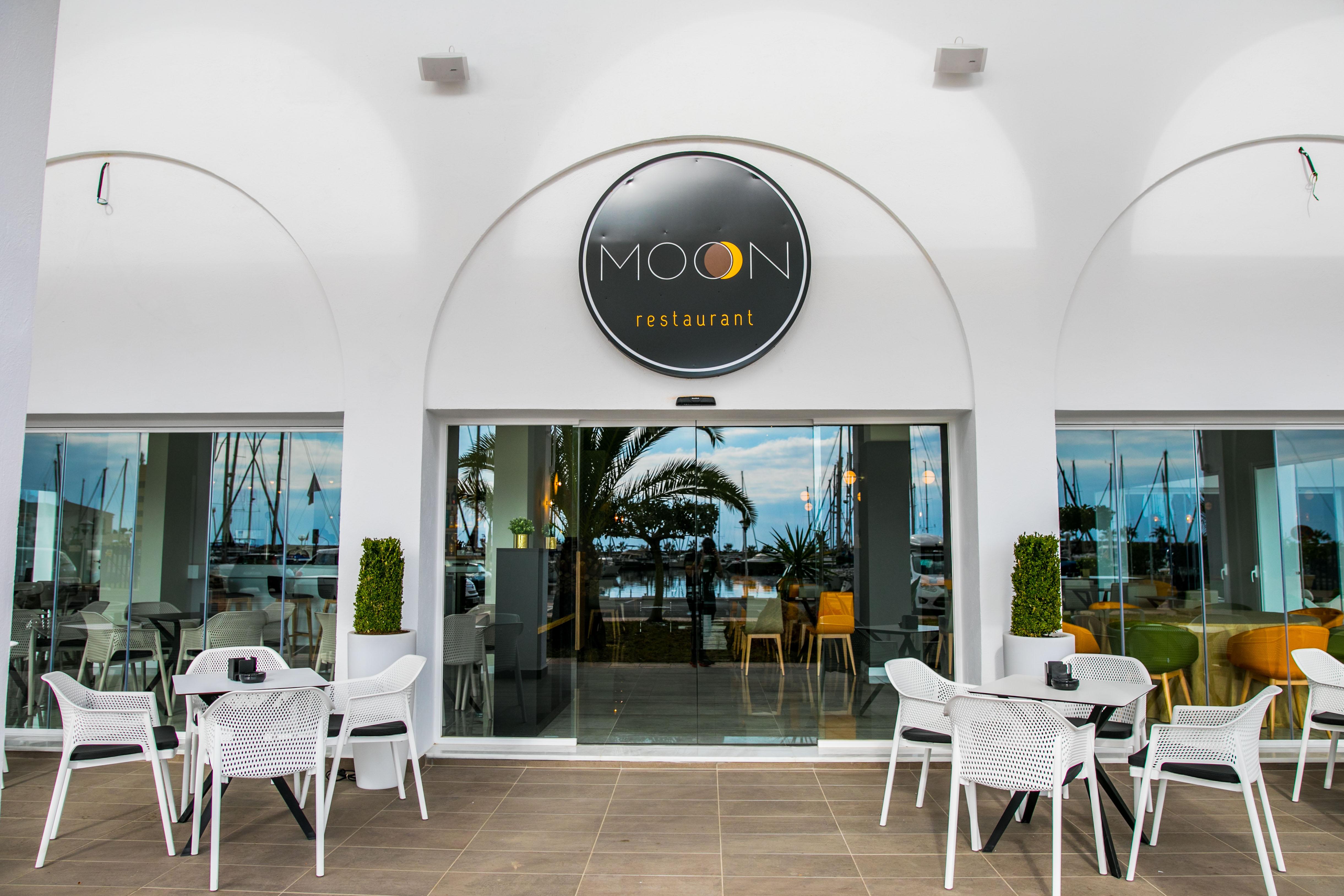 Moon Hotel & Spa. اغوادولس المظهر الخارجي الصورة
